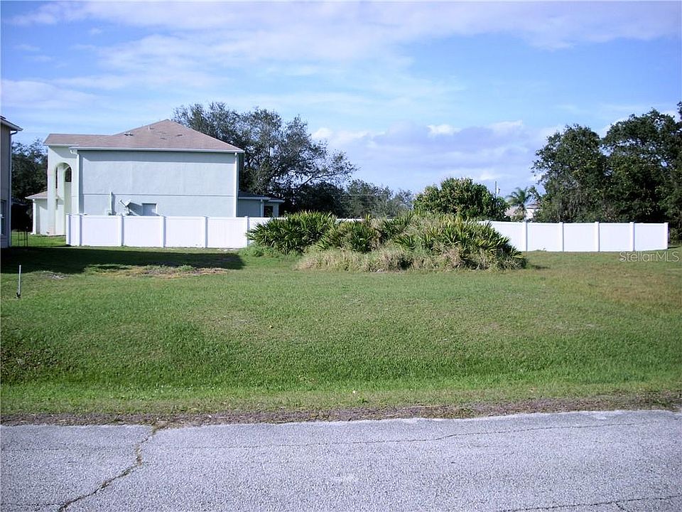 1st image of 318 Churchill Ct