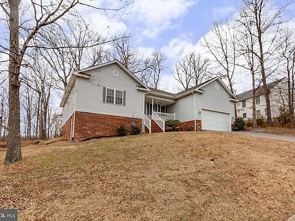 5th image of 10320 Watford Ln