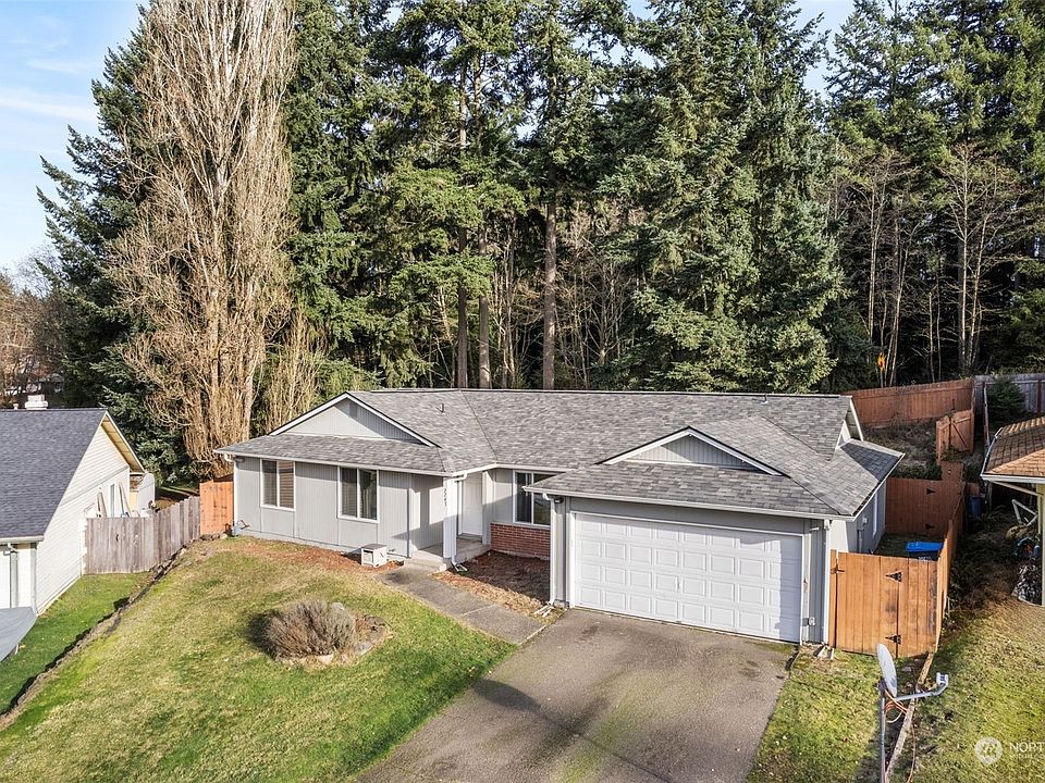 1st image of 2763 Grand Fir Loop SE