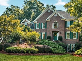 576 Fairway Dr, Woodstock, GA 30189