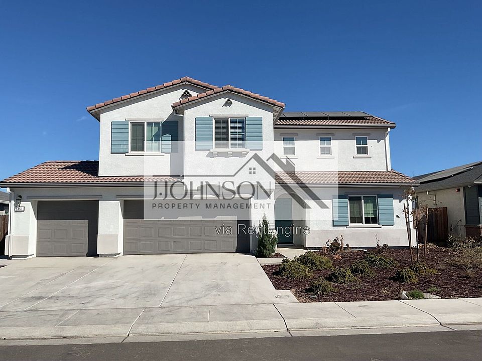 1st image of 2451 Riparia St