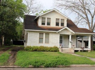 1510 E Stayton Ave, Victoria, TX 77901