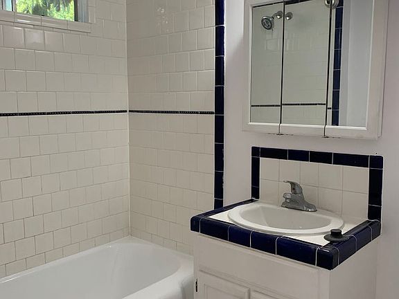 4th image of 1740 3/4 N Garfield Pl #6460386