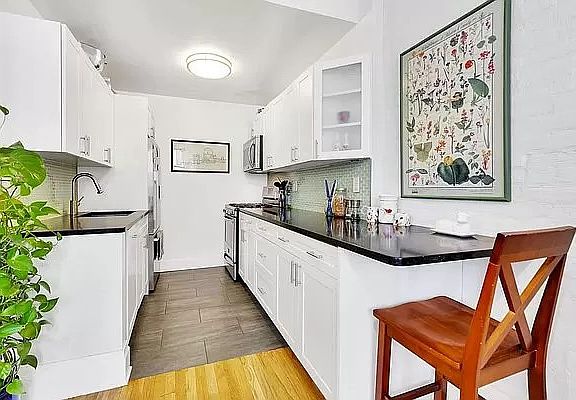 3rd image of 56-60 Court St APT 6C
