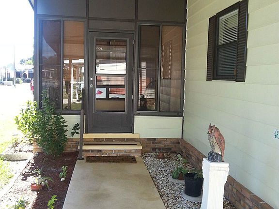 Sidewalk to 2nd Florida Room