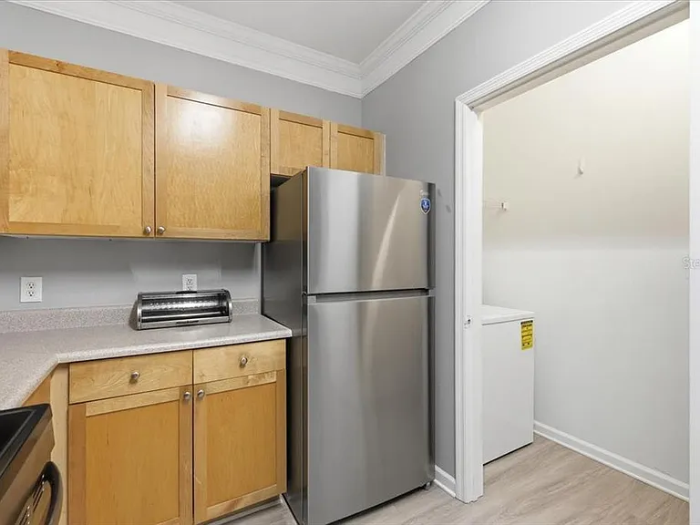 19921 Villa Ridge Dr #203 — Photo 16