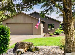 9520 Ledge Wood Ct, Fort Wayne, IN 46804