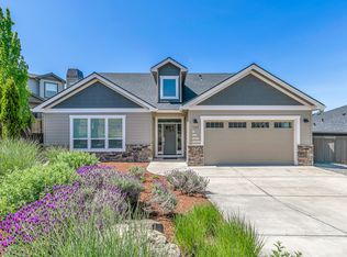 1585 Palermo St, Medford, OR 97504