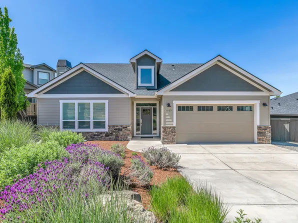 1585 Palermo St, Medford, OR 97504