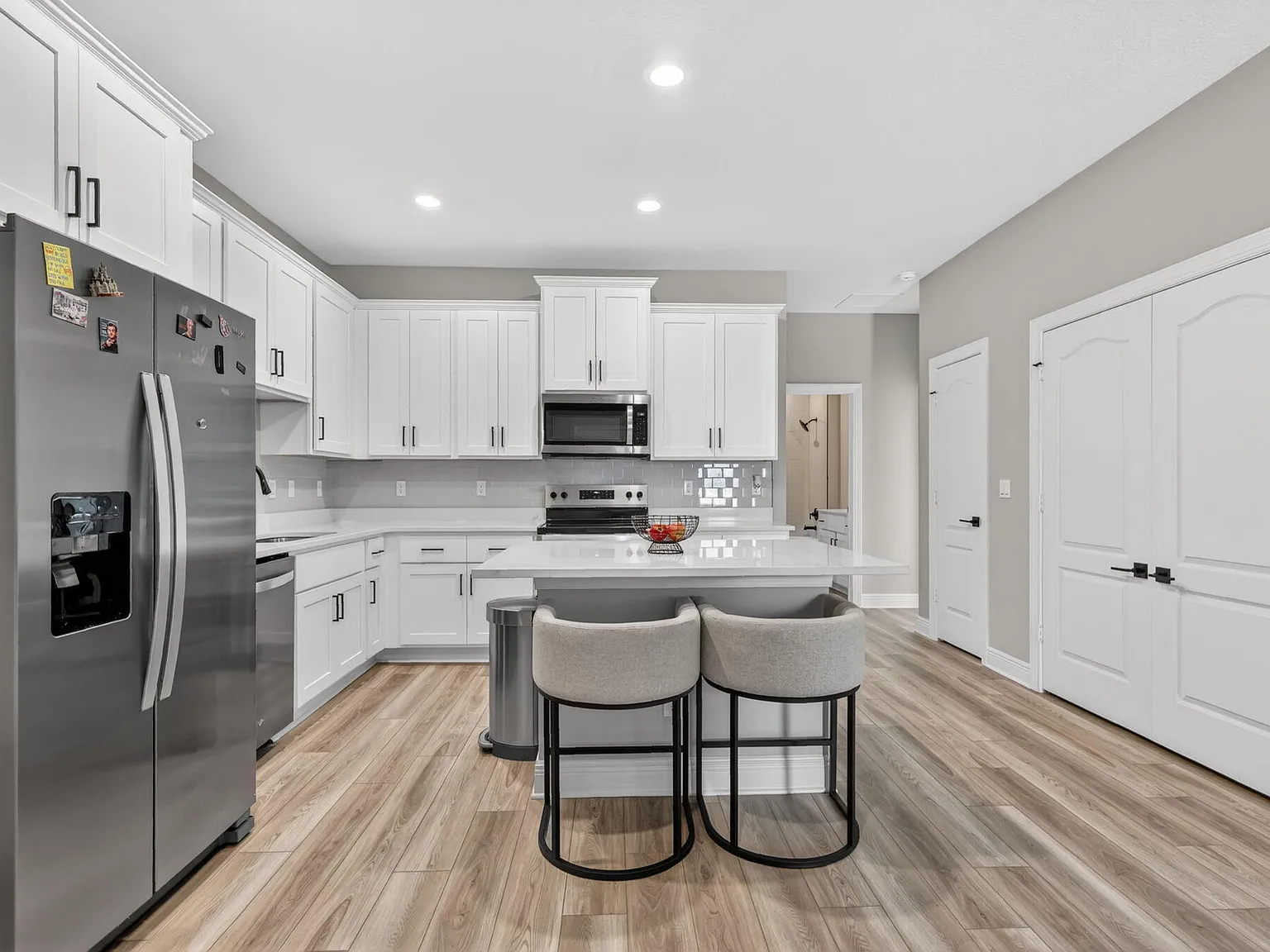 2 bed, 2.0 bath, 1245 sqft, $2,100 — Photo 3