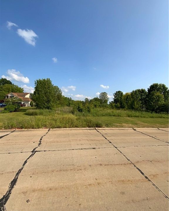 17 Hunters Ridge Ln 2, Olmsted Falls, OH 44138 Zillow