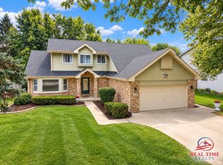 228 Whitetail Xing, Oswego, IL 60543