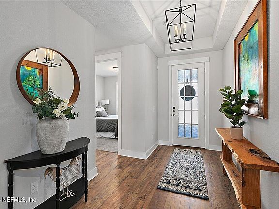 4th image of 140 PINE FOREST Court