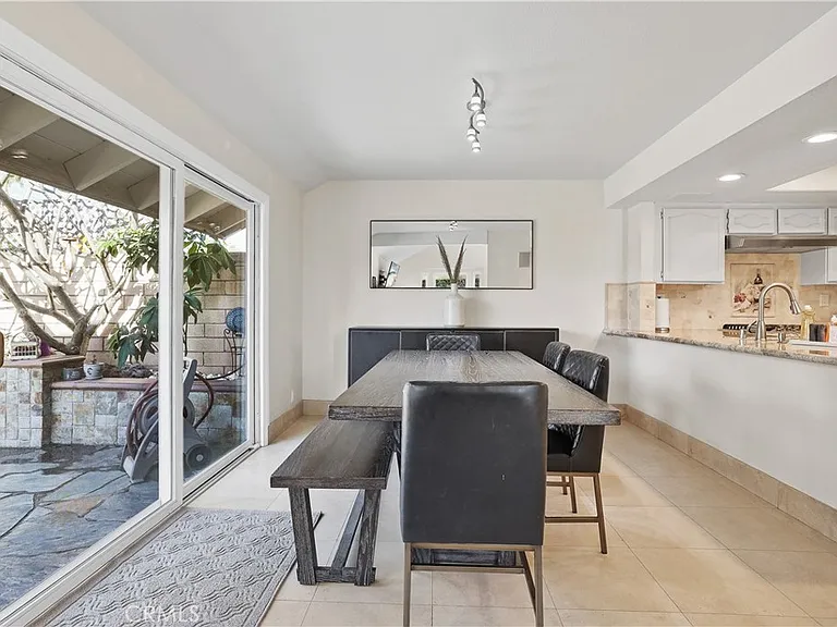 20981 Coastview Ln — Photo 10