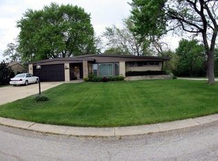 5680 N Crescent Ave, Chicago, IL