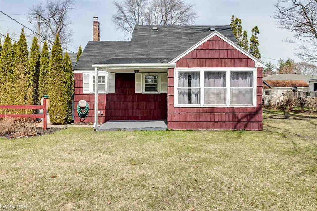 1415 Sanborn St photo 1