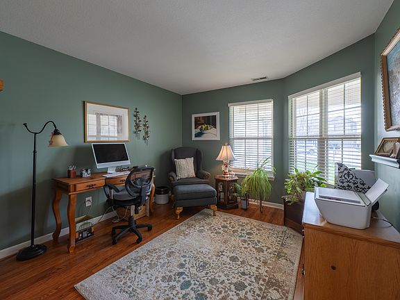 4th image of 7928 Alamosa Ln