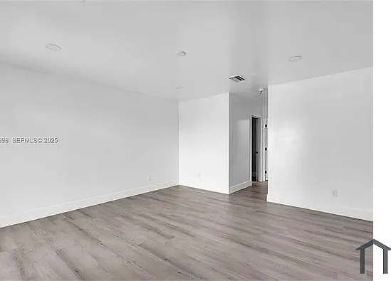 6211 NW 26th Ct — Photo 7