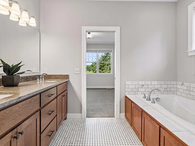 1161 Elmwood Ave — Photo 16