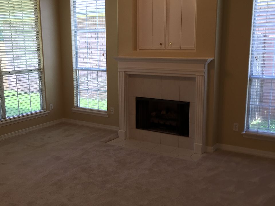 2nd image of 5904 Leopold Lane