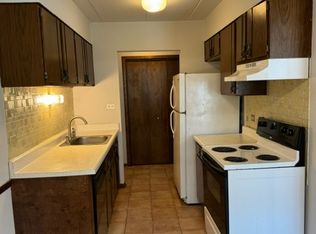 3930 W 115th Pl APT 1B, Alsip, IL 60803