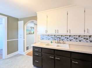 22102 Boulder Ave #2, Eastpointe, MI 48021