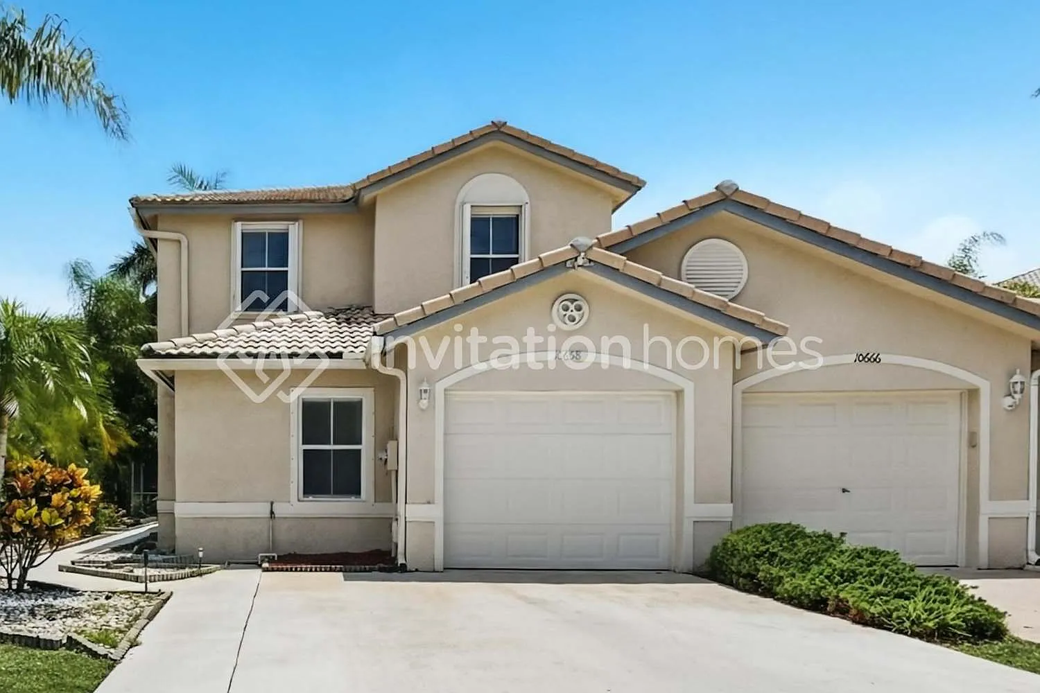 10658 Pelican Dr Wellington, FL 33414 — Photo 1