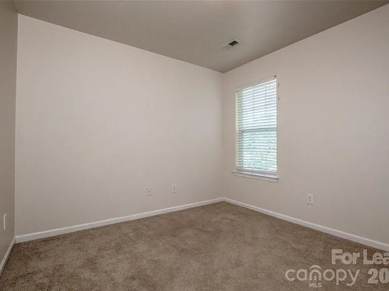 11133 Aprilia Ln — Photo 22