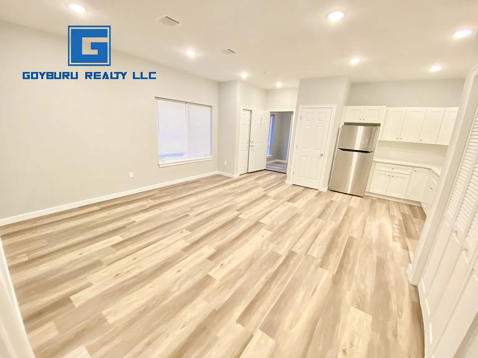1 bed, $1,636 — Photo 3