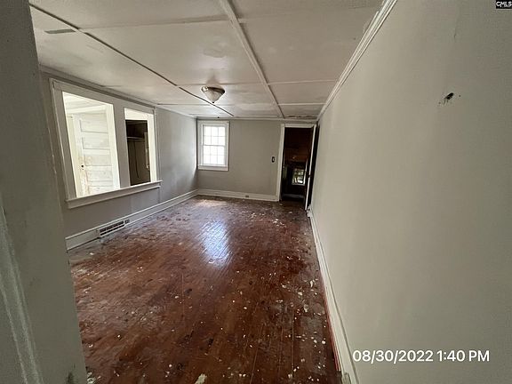 3rd image of 9339 Windsor Lake Blvd