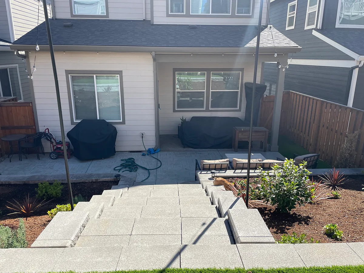 Building Photo - 17925 SW Monashee Ln