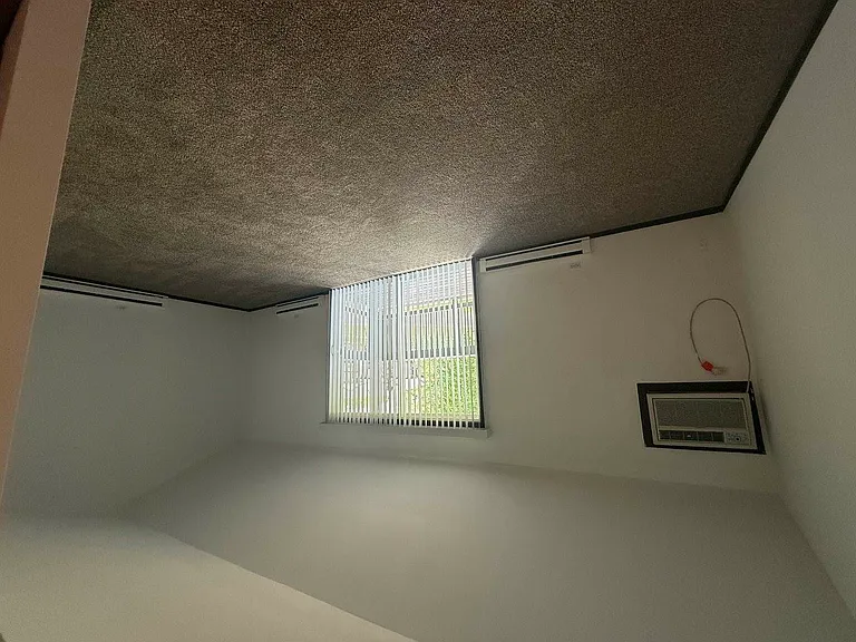 1032 Shagbark Rd #2H — Photo 4