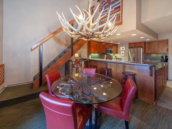 5th image of 107 N Harris St #310