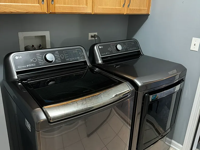 1N061 Mission Ct — Photo 36