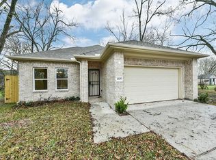 4605 White Rock St, Houston, TX 77051