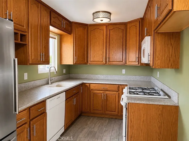 722 Forest Park Dr — Photo 4