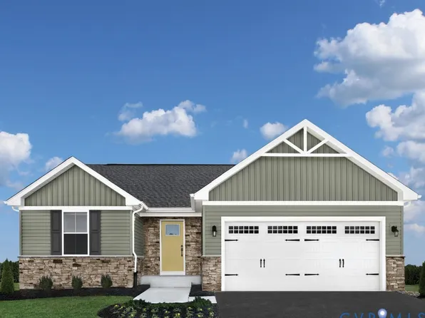 2 Nine Iron Dr, Richmond, VA 23223