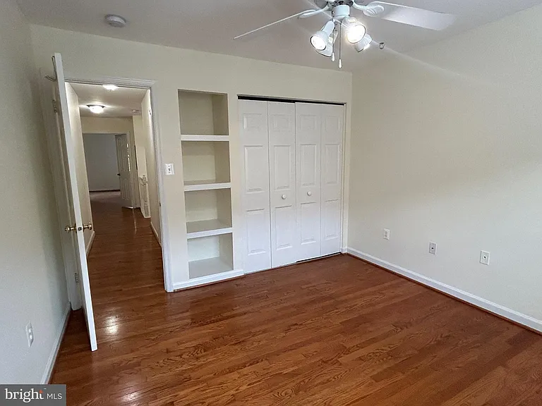 5916 Dorchester Way — Photo 16