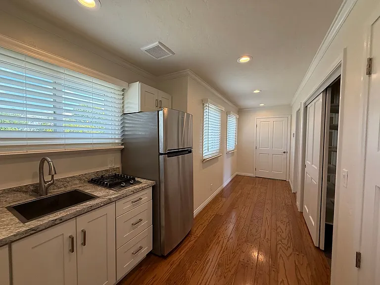 5290 1/2 E El Roble St — Photo 21