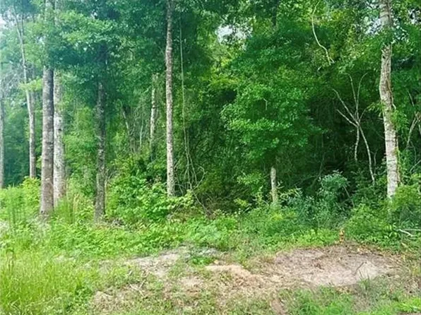 Keys Rd, Covington, LA 70433