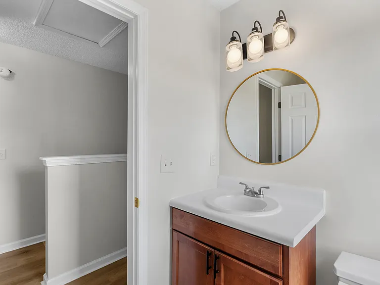 109 Summer Vale Dr — Photo 23