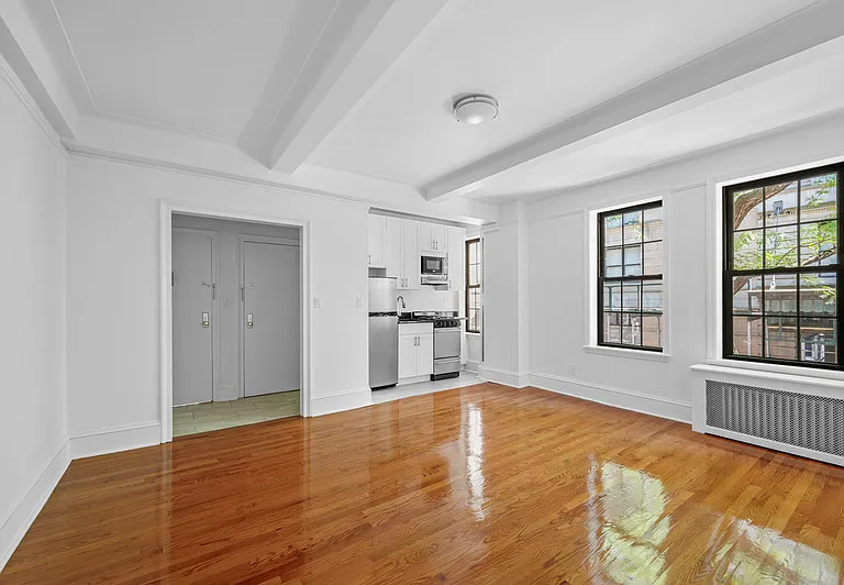 52 Clark St #2A — Photo 1