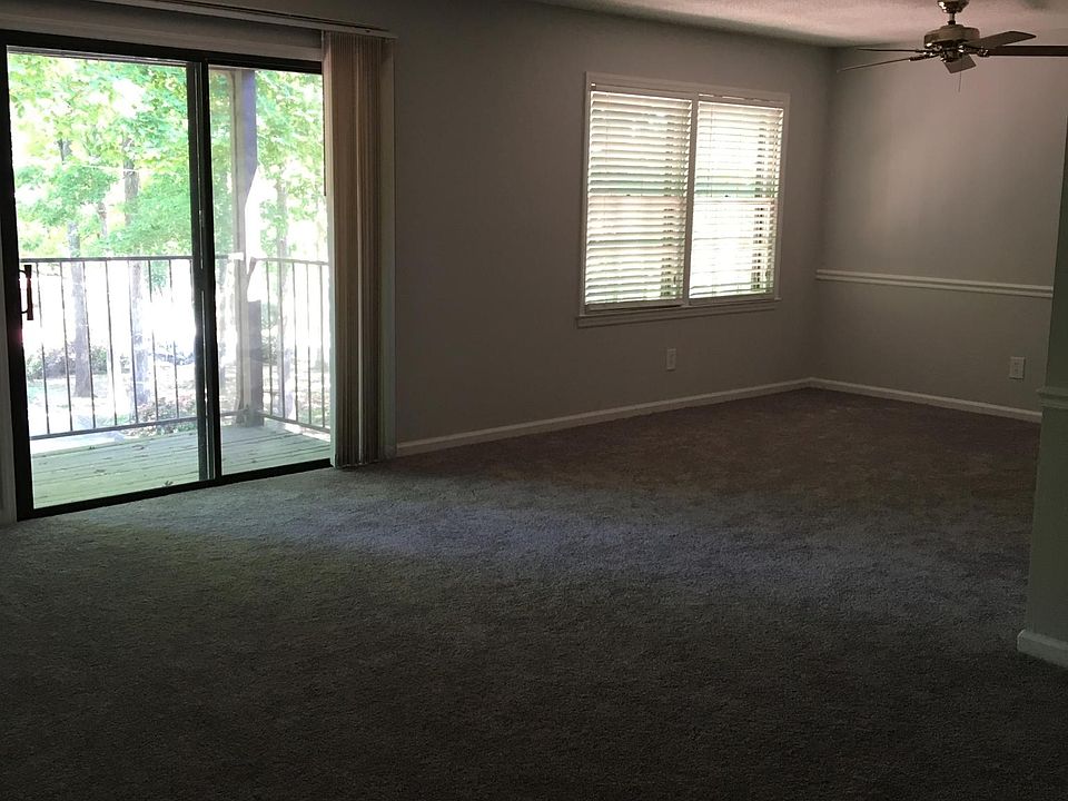 1st image of 855 Nottingham Dr APT 72