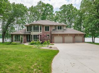 14120 Peninsula Dr, Galesburg, MI 49053