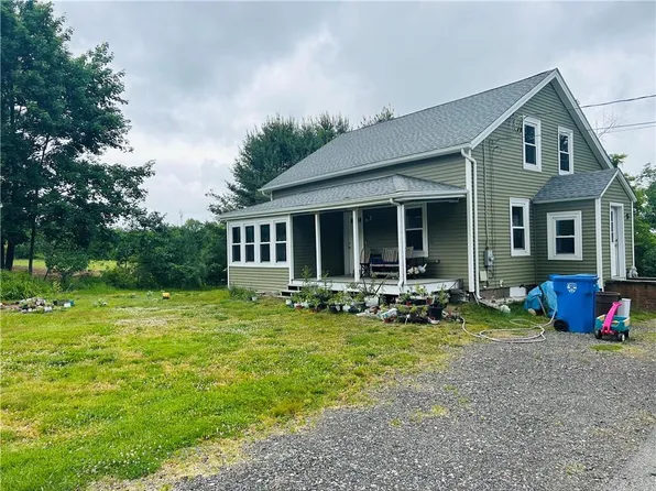 95 Old River Rd, Lincoln, RI 02865