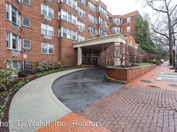 3rd image of 2500 Q St NW APT 301