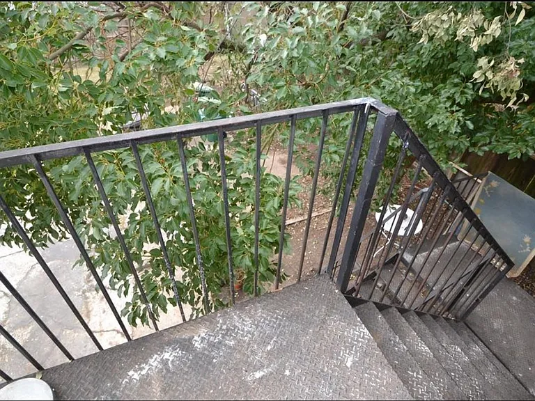 1517 Bonnie Brae St #4 — Photo 19