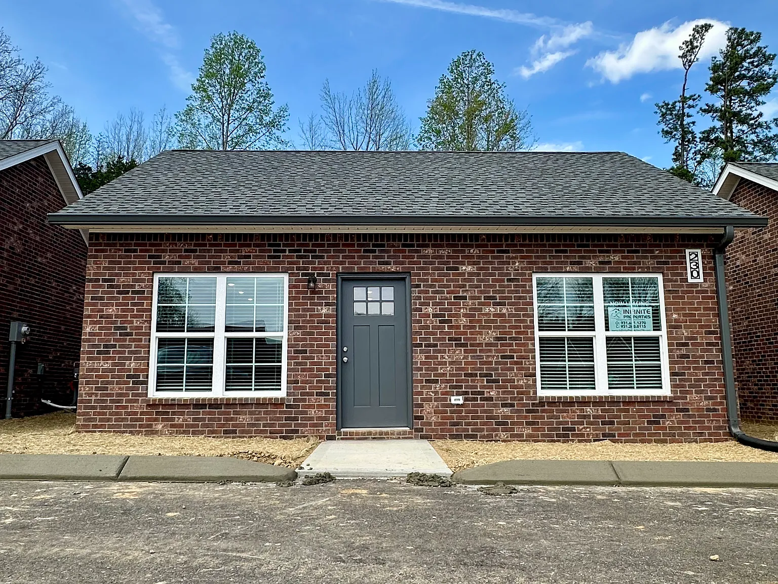1 bed, 900 sqft, $1,200 — Photo 1