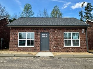 230 Kinniard Rd, Cookeville, TN 38501