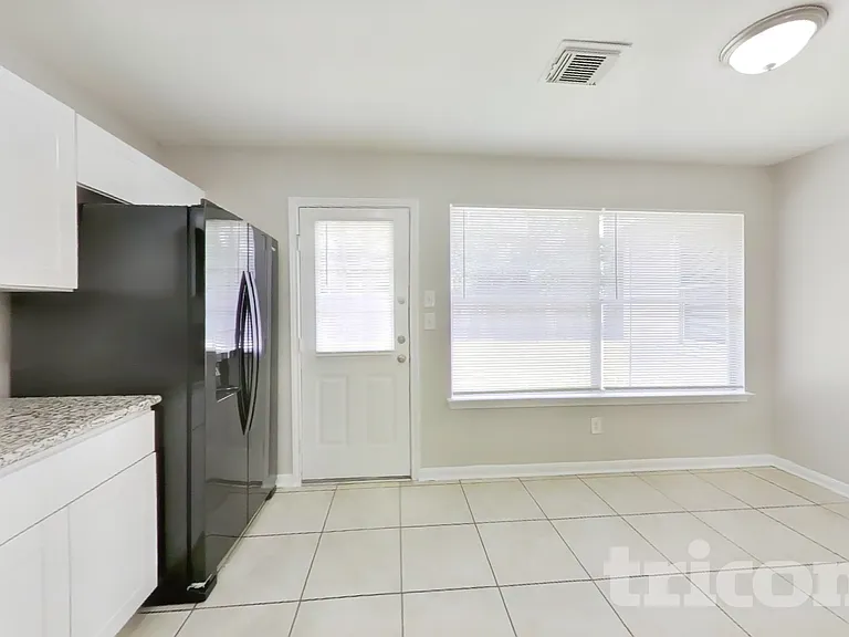 8707 Texas Acorn Ave — Photo 5